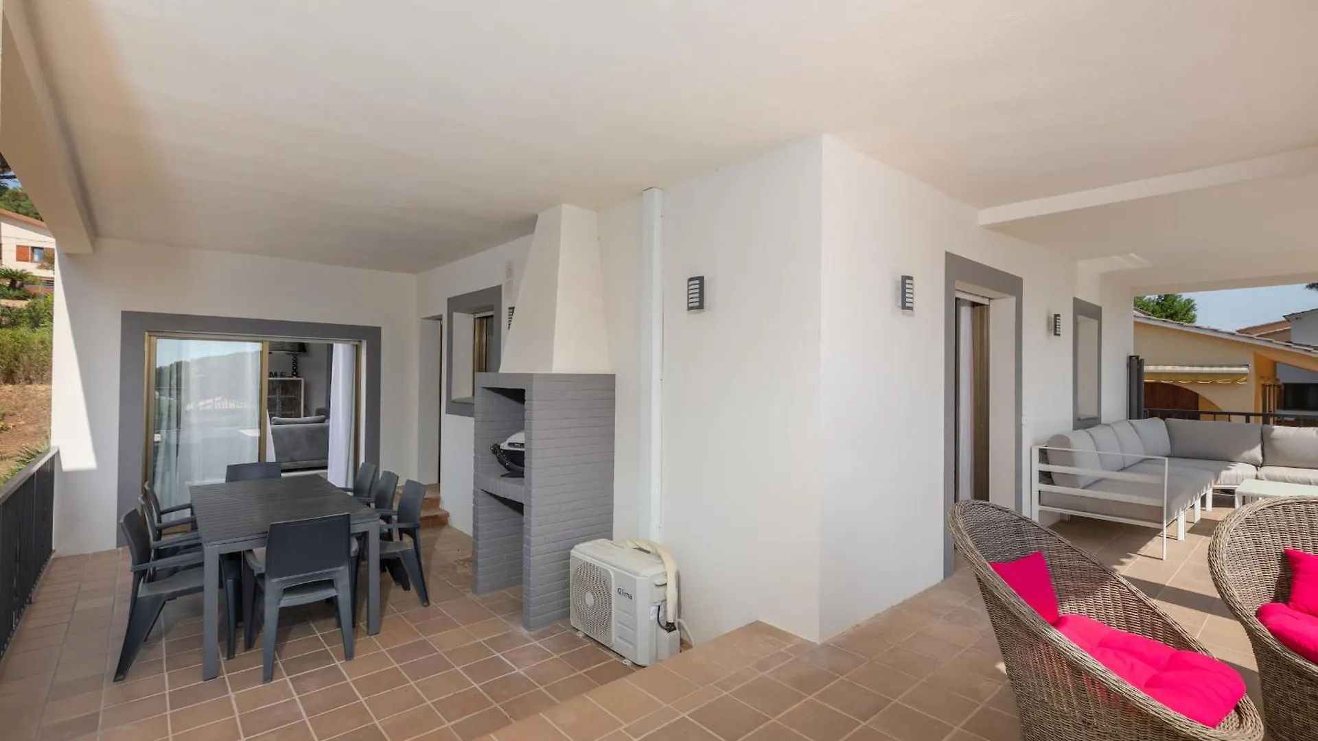 Hauzify I Villa Cunha Calonge   Calonge (Catalonia)